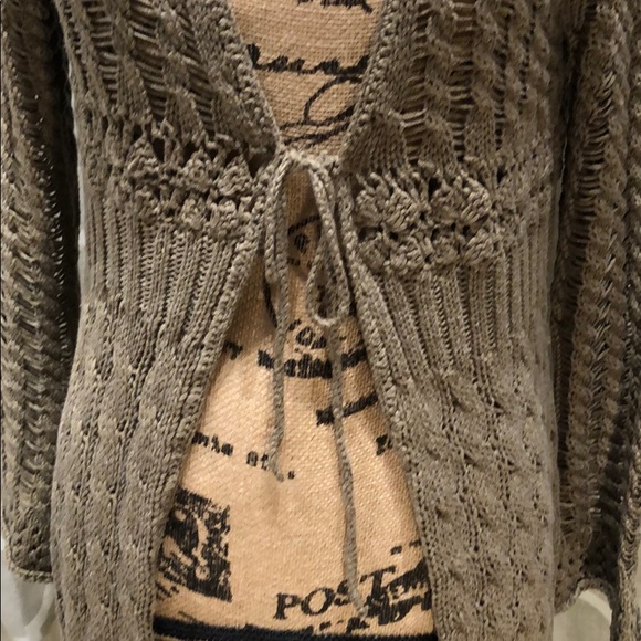 CABI Long Cardigan - Picture 4 of 7